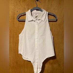 White top use one time and i have it on black too.